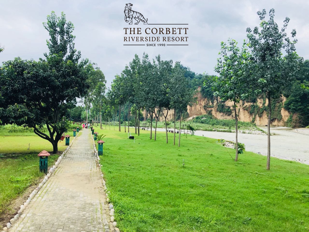 Corbett- Riverside resort